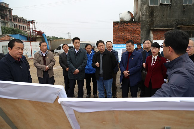 自治区海洋和渔业厅党组书记席扬带队调研企沙渔港经济区建设