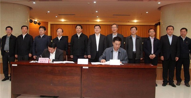 防城港市与自治区海洋和渔业厅签订产业合作框架协议