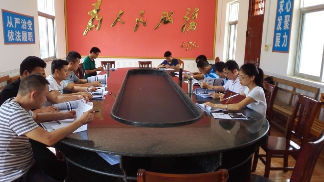 广西水产科学研究院开展帮扶贫困户入户信息核查工作，夯实精准扶贫基础工作