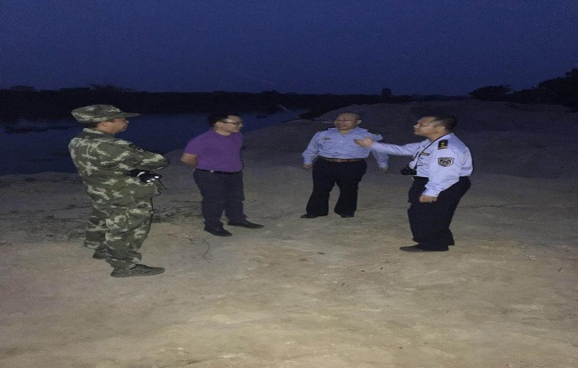 山口红树林保护区联合山口镇人民政府实施蹲守砂场，防止砂场反弹
