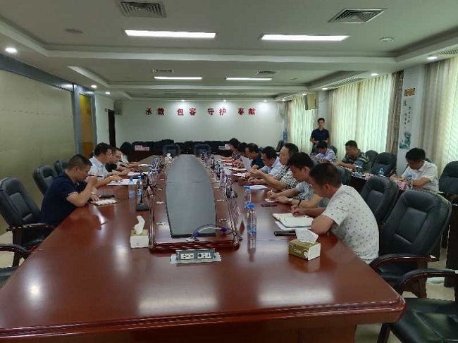 广西壮族自治区海洋和渔业厅调研组到防城港市调研非法围填海域滩涂自查工作