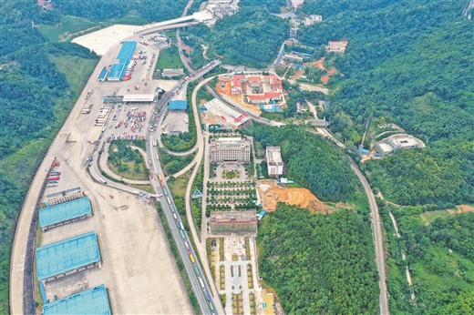 以高水平开放服务“一带一路”建设